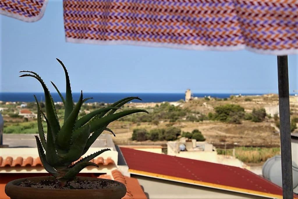 La Terrazza Di Mariel Apartment Pachino Exterior foto